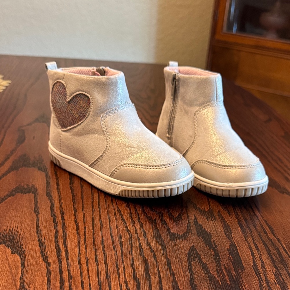 Stride Rite Shimmering Cream Heart Boots